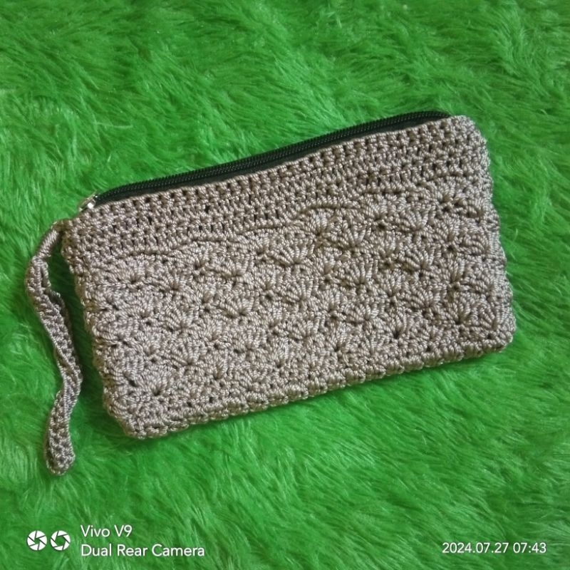 dompet rajut 2 ruang motif kerang / dompet hp