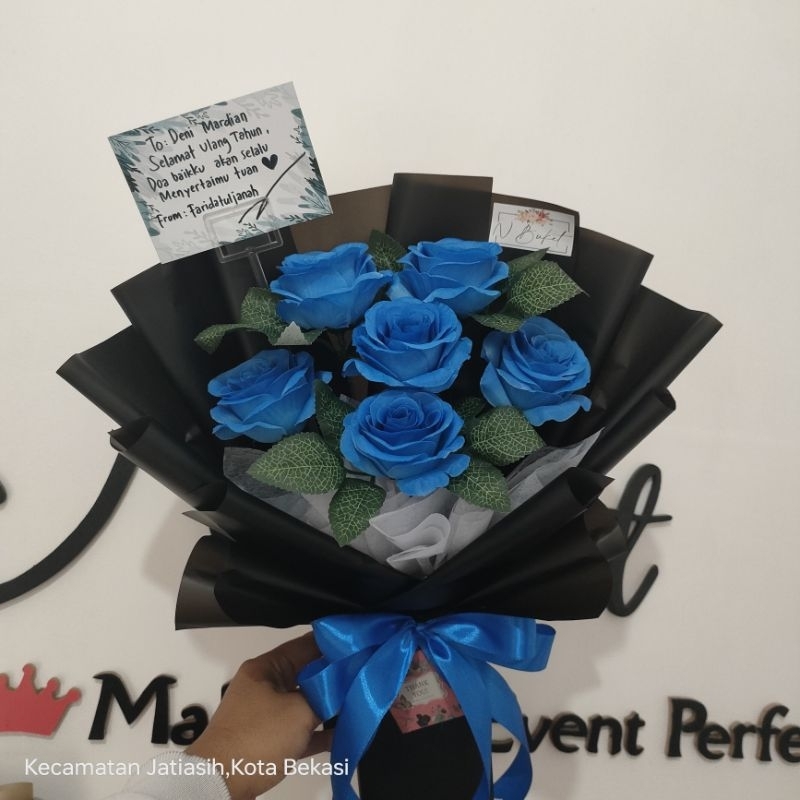 BUKET BUNGA MAWAR BUKET BUNGA ARTIFICIAL BUKET ULANG TAHUN