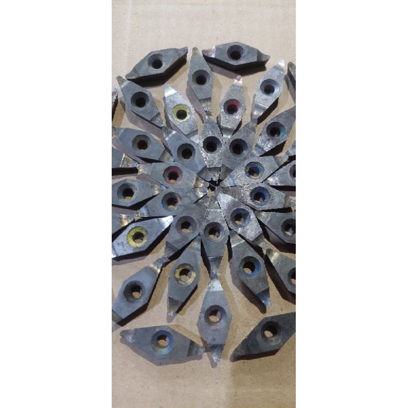 MATA WIDIA PAHAT JENIS WIDIA PERAHU ( BEKAS )