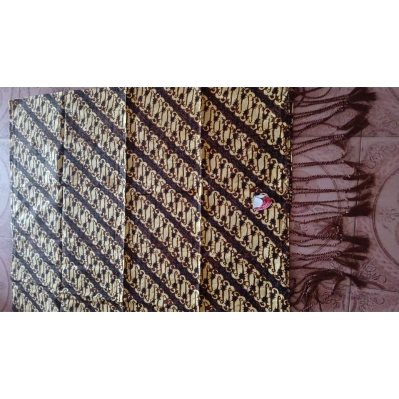 KAIN PANJANG BATIK SITTI SUHARNI SELENDANG BATIK BERUMBAI SARUNG WANITA JARIK KATUN TEBAL