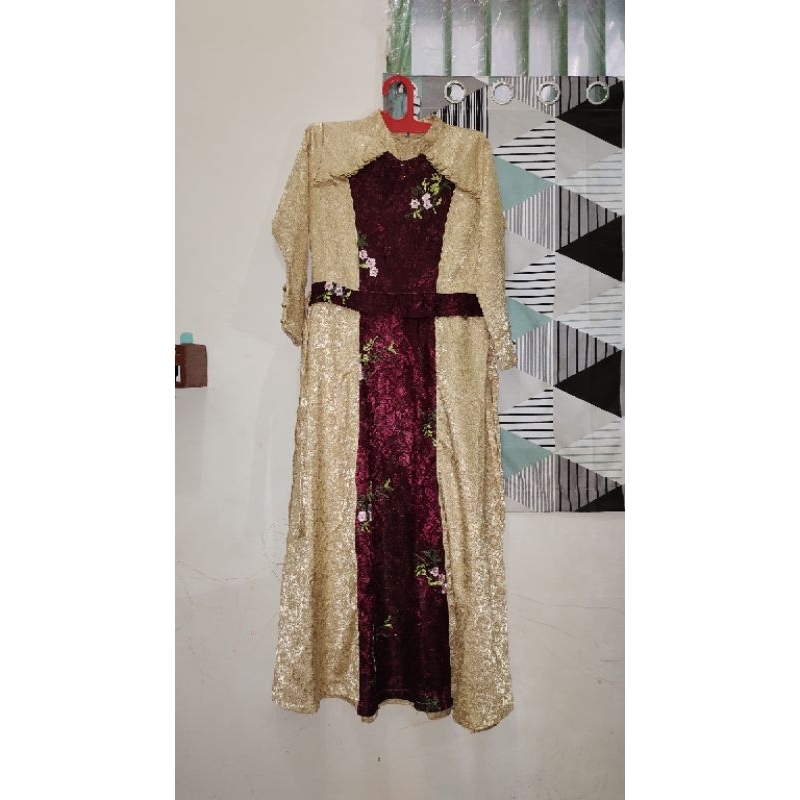 PRELOVED GAMIS MEWAH GLITTER GOLD