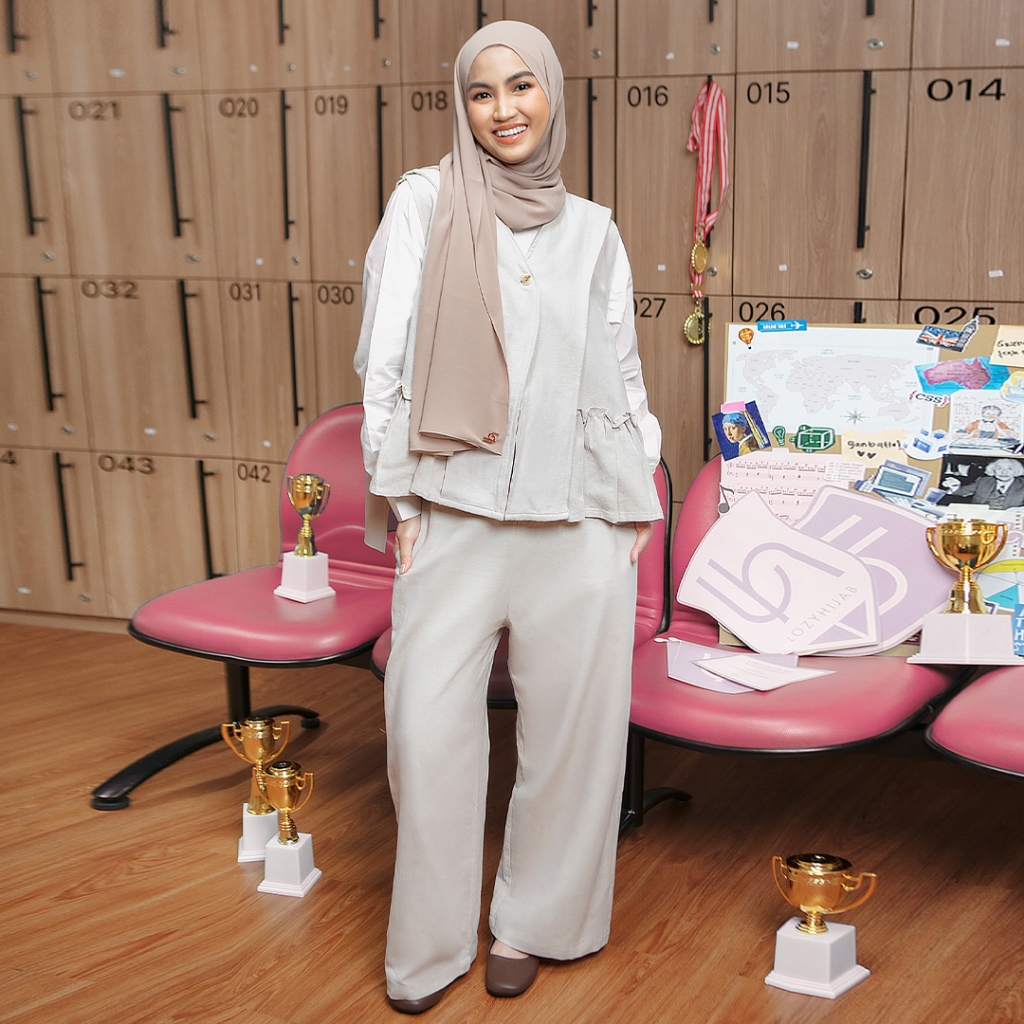 Lozy Hijab - Clara Set (One Set Linen Setelan Wanita Polos)