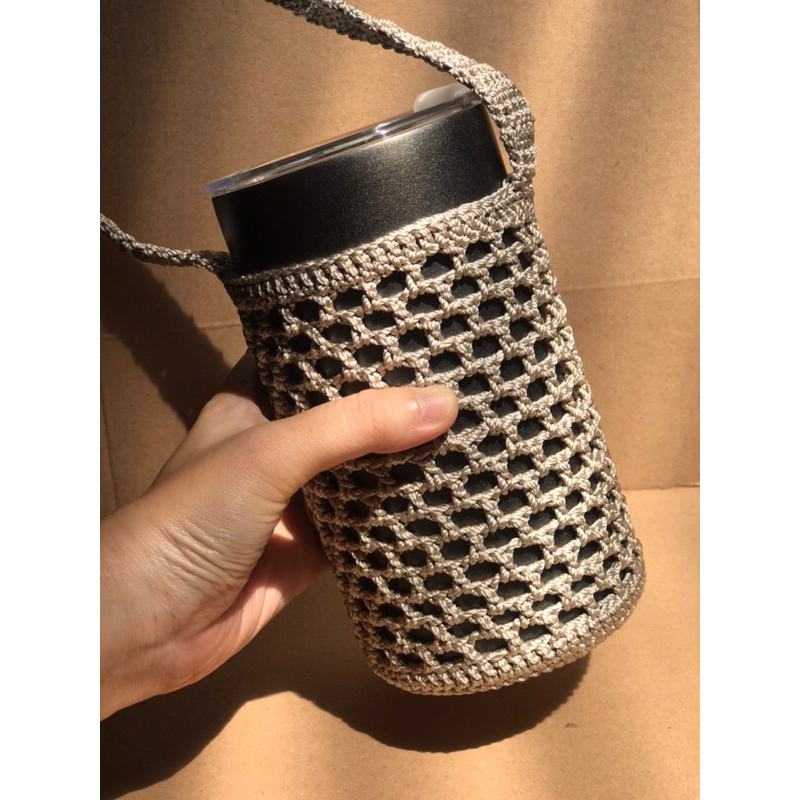 Bottle holder rajut/tempat botol jaring rajut/tas botol rajut/tas rajut tumblr/tumblr holder rajut/t