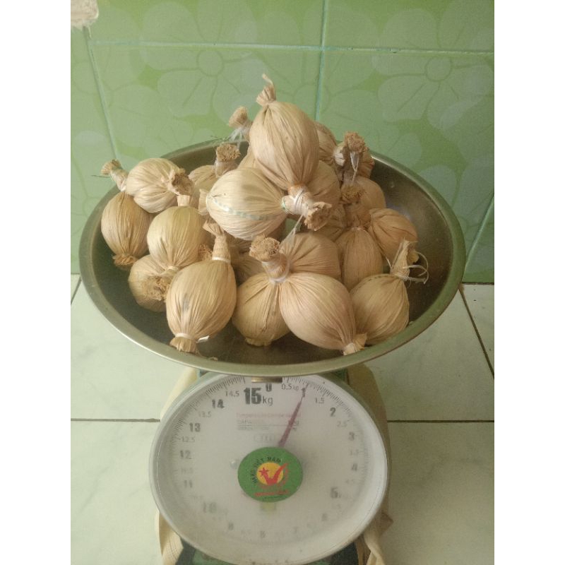 

TERASI UDANG KHAS KANGEAN PER BIJI /PER PCS