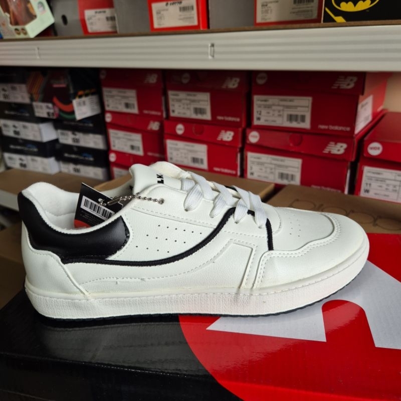 Airwalk Aliso White/Black Sepatu Sneakers Pria| Men's Sneakers Shoes Airwalk Putih/Hitam Original