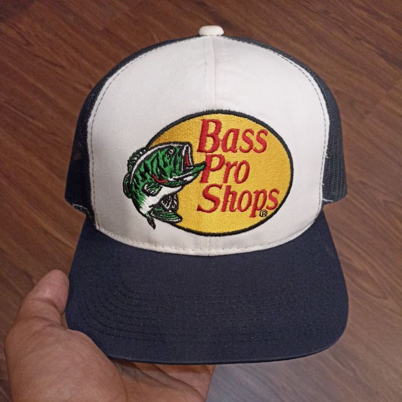 topi bass pro shop