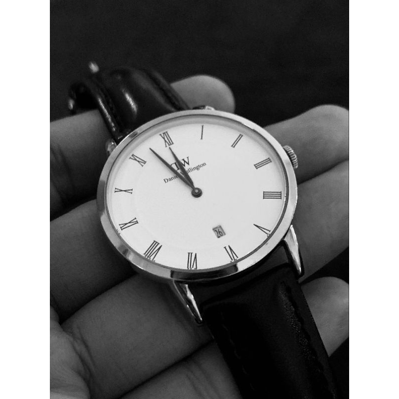 JAM TANGAN PRIA - DANIEL WELLINGTON