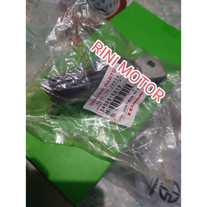 step footstep depan kanan pulsar NS200 200NS Original