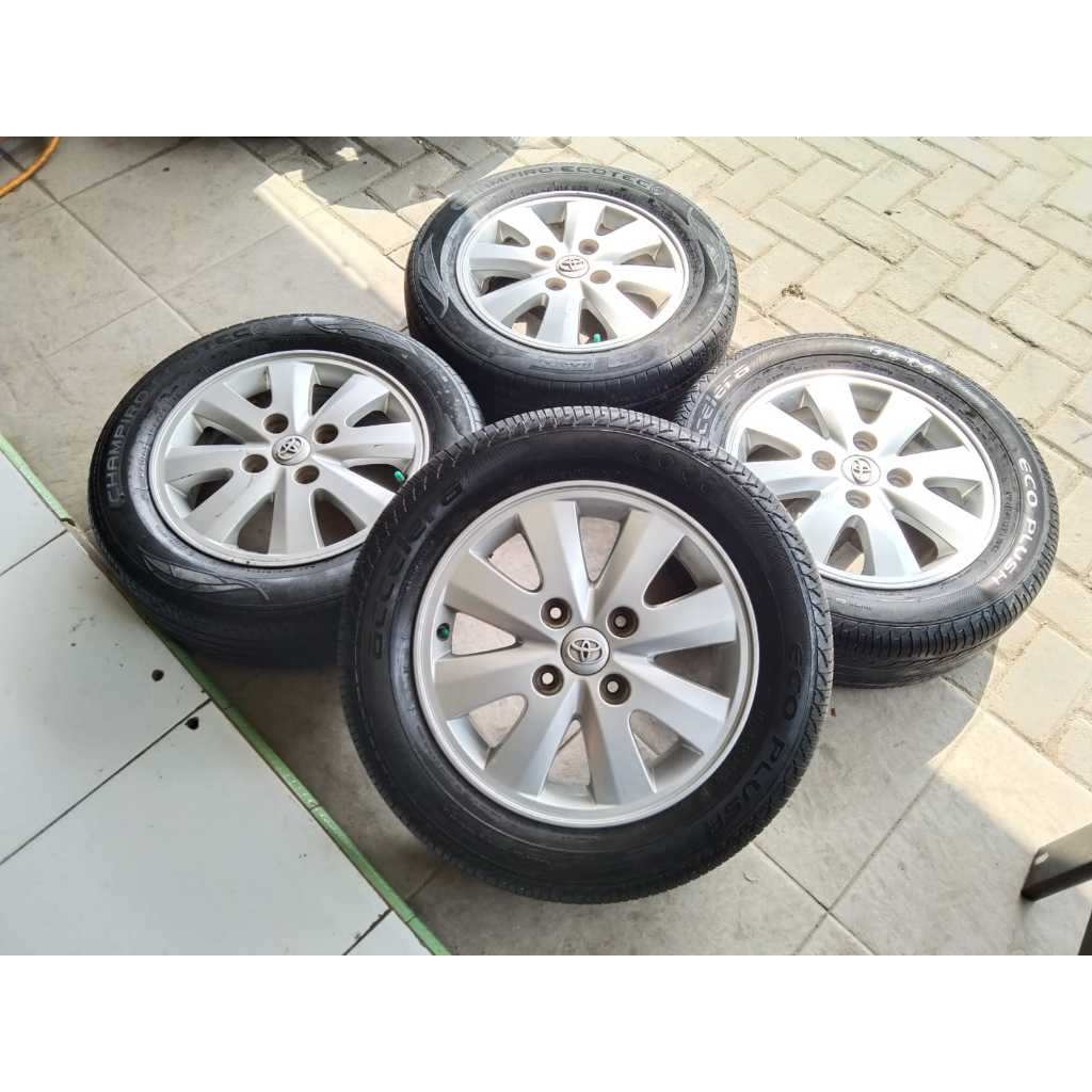 VELG MOBIL OEM ORIGINAL TOYOTA AVANZA TYPE S RING 15X5.5 BAUT 4X114.3 + BAN 185/65 R15  PNP CARRY, F