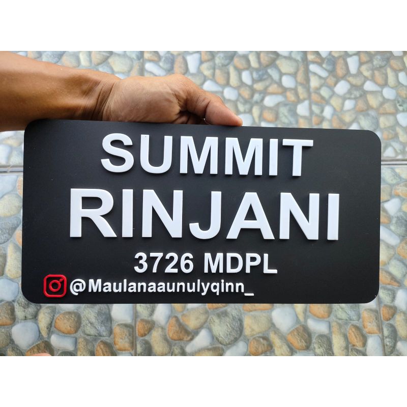 

PLAKAT GUNUNG/PAPAN NAMA GUNUNG/PAPAN NAMA GUNUNG AKRILIK 15X30 TIMBUL