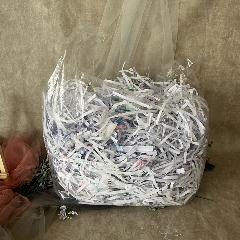 

shredded paper bekas - potongan cacah kertas bekas per 100gram