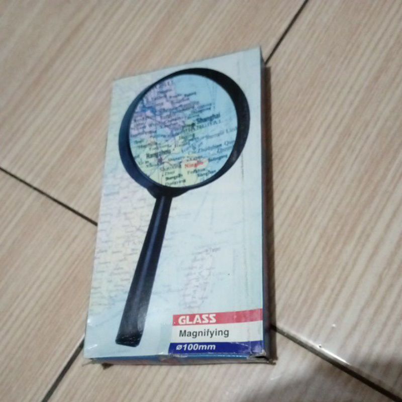 

loupe diameter 10cm // kaca pembesar