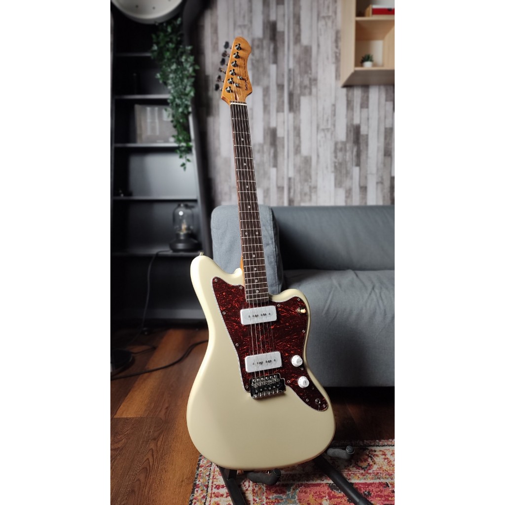 SQOE JM300 ROASTED MAPLE SERIES IN VINTAGE WHITE