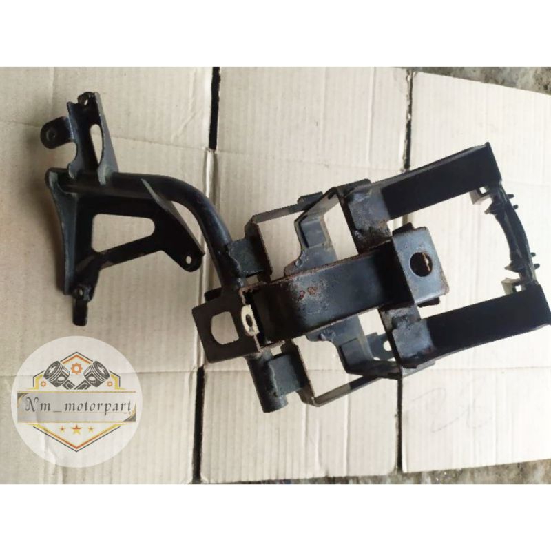 Wadah Aki Honda Vario 125 lepasan Motor