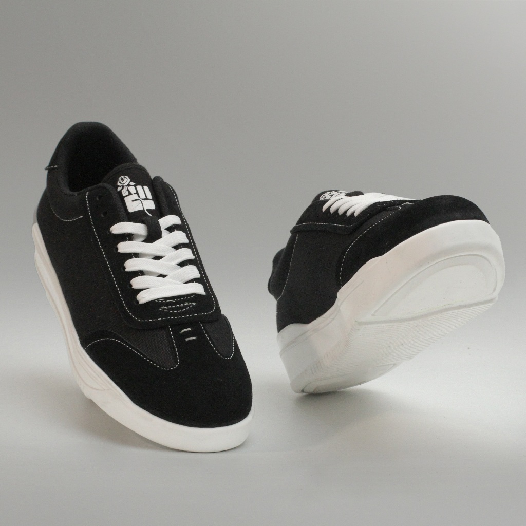 Sepatu Sneaker Sega Concept by Exodos57 Ondae Black White