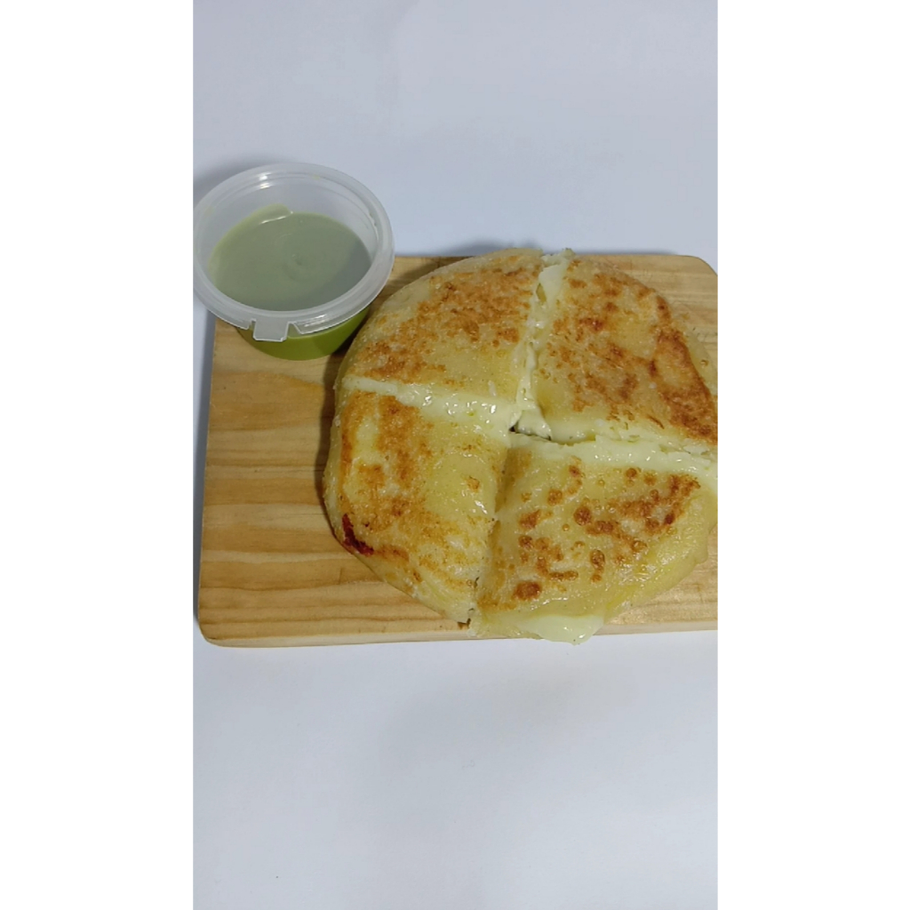 

Korean Potato Cheese Bread Matcha