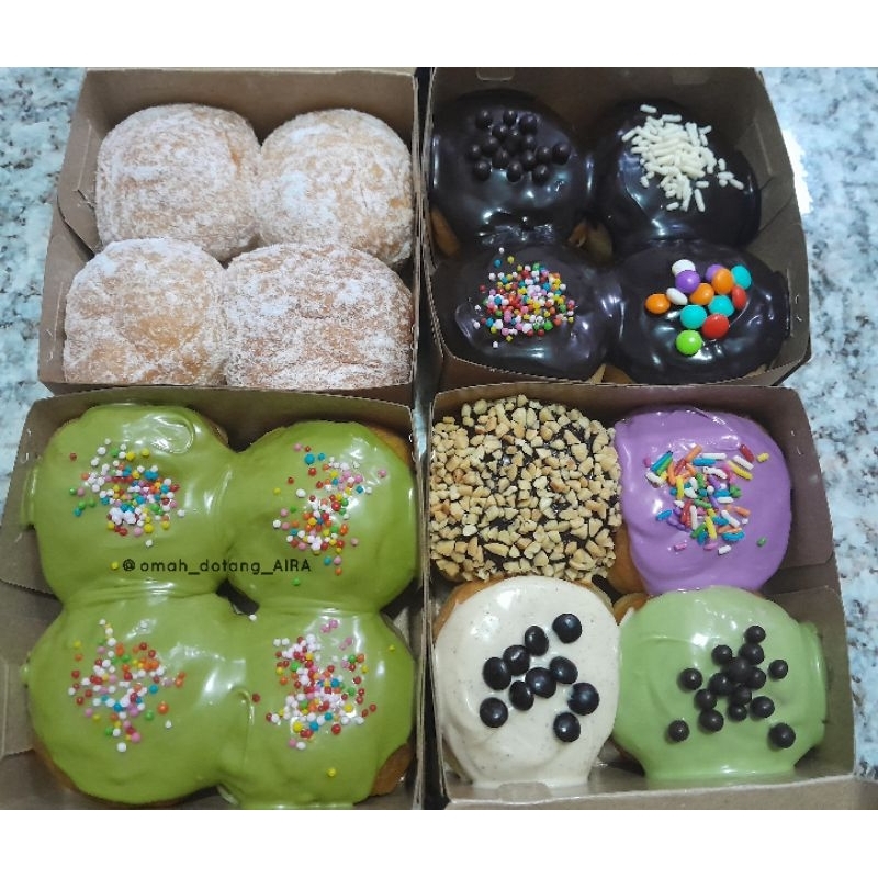 

DONAT MINI/DOMINI/DONAT KENTANG ISI 4 PCS