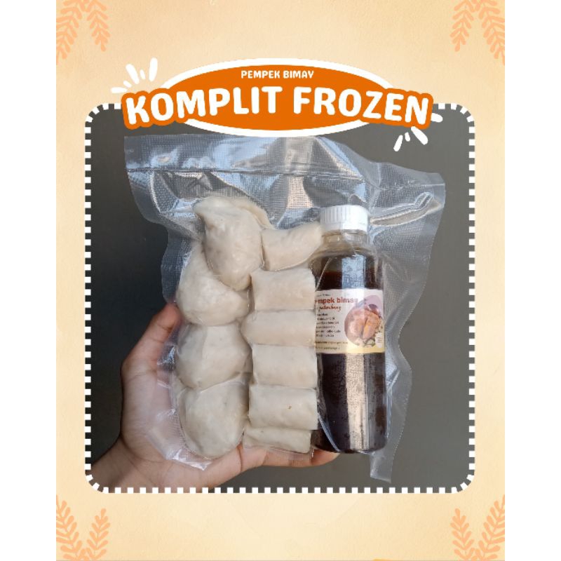 

Pempek Palembang asli pempek ikan tenggiri premium - Paket komplit frozen 14 pcs dan 250 ml cuko