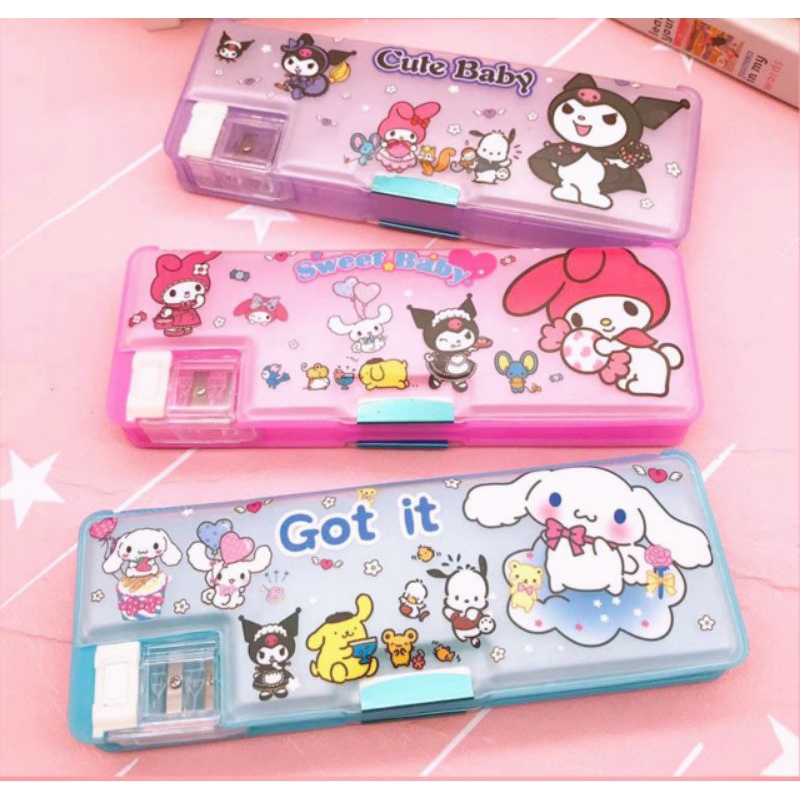 

Tempat Pensil Magnet Karakter Sanrio Kuromi 2 Sisi Kotak Pensil Sekolah Anak dengan Rautan Mini