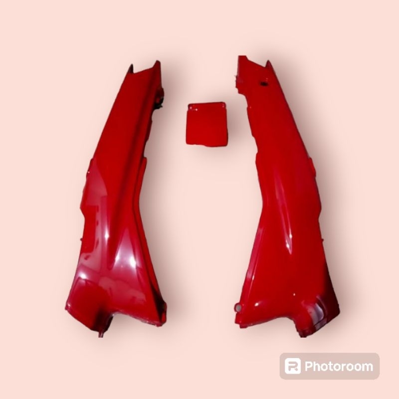 Body Belakang Yamaha crypton Force One Merah