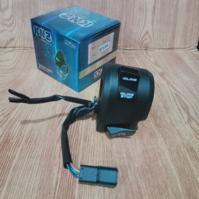 SAKLAR KANAN HOLDER KANAN VARIO 150 NEW VARIO 125 NEW LED 2018