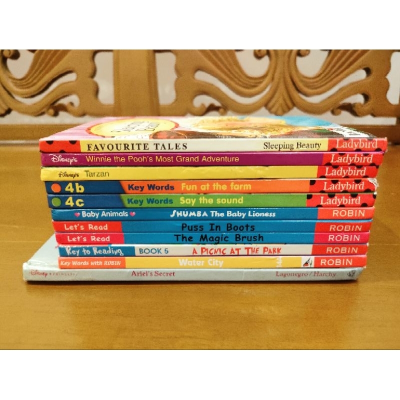 Buku Dongeng Ladybird / Robin / Disney