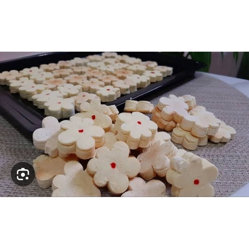 

Kue Bangkit Susu Toples 600ml