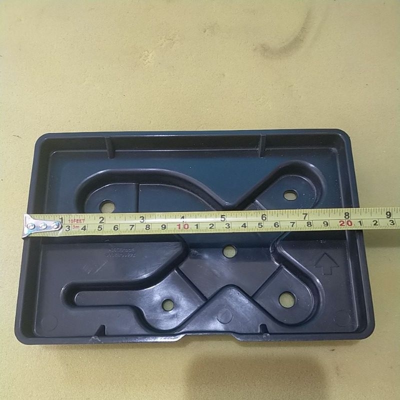 tatakan accu mobil toyota Avanza veloz xenia rush 74411-BZ090