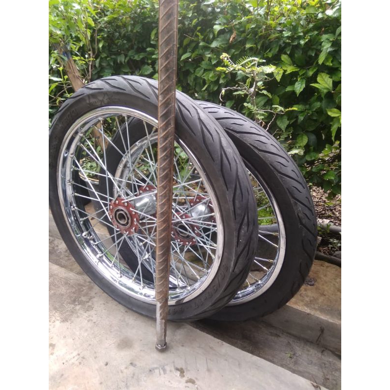 Roda Gerobak jari jari 1set murah