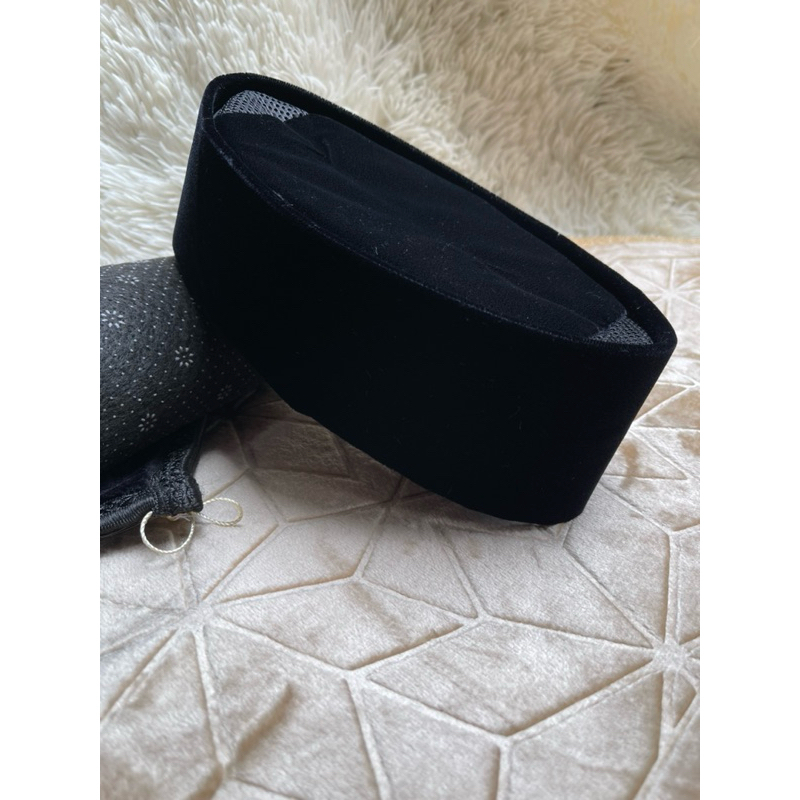Flash sale peci hitam polos murah bahan bagus