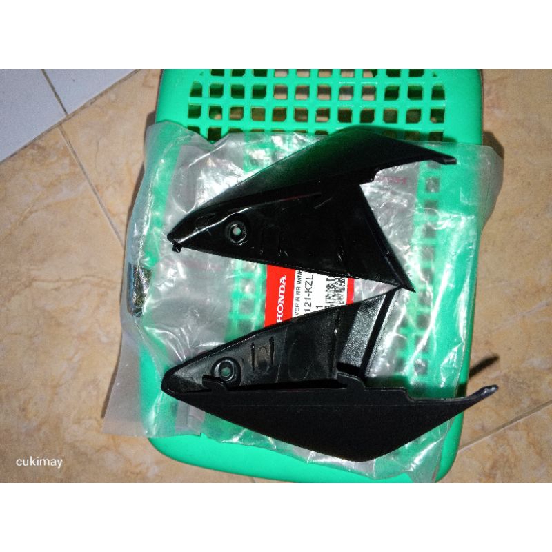 80121-KZL-930 80131-KZL-930 Cover Sein Belakang Kanan Kiri Spacy Original Baru
