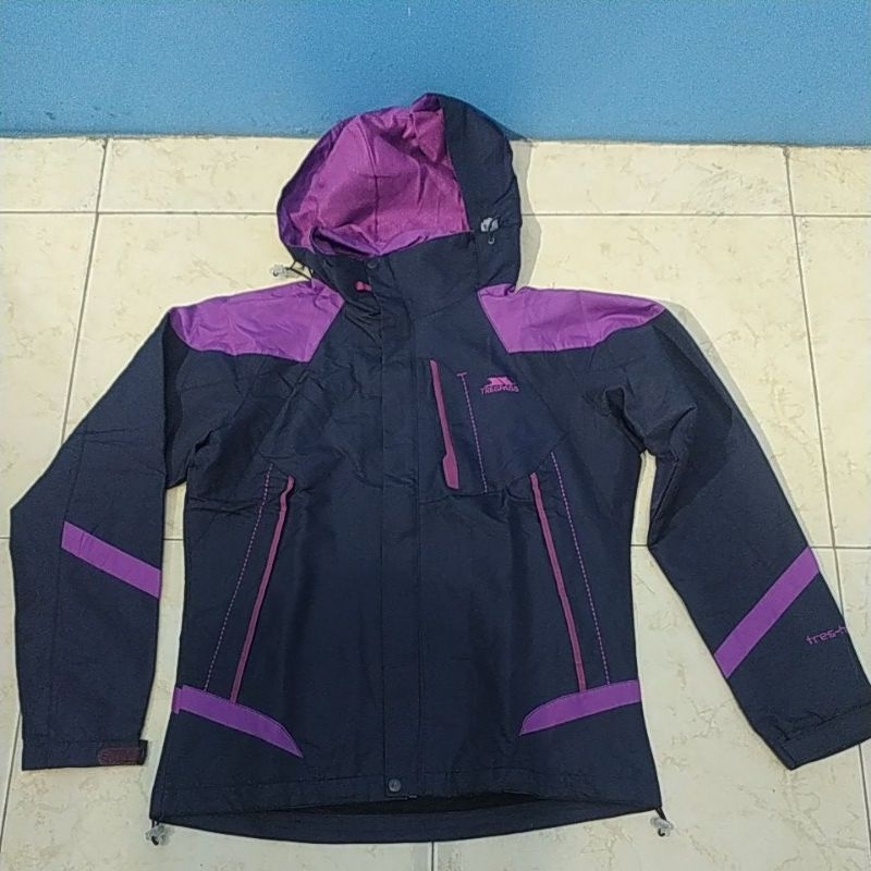 Jaket gunung second ori tres pass trestex