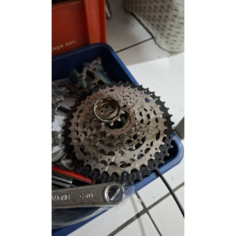 Sprocket raze 8 speed 11-42t, rd niseko 8 speed dan goatlink