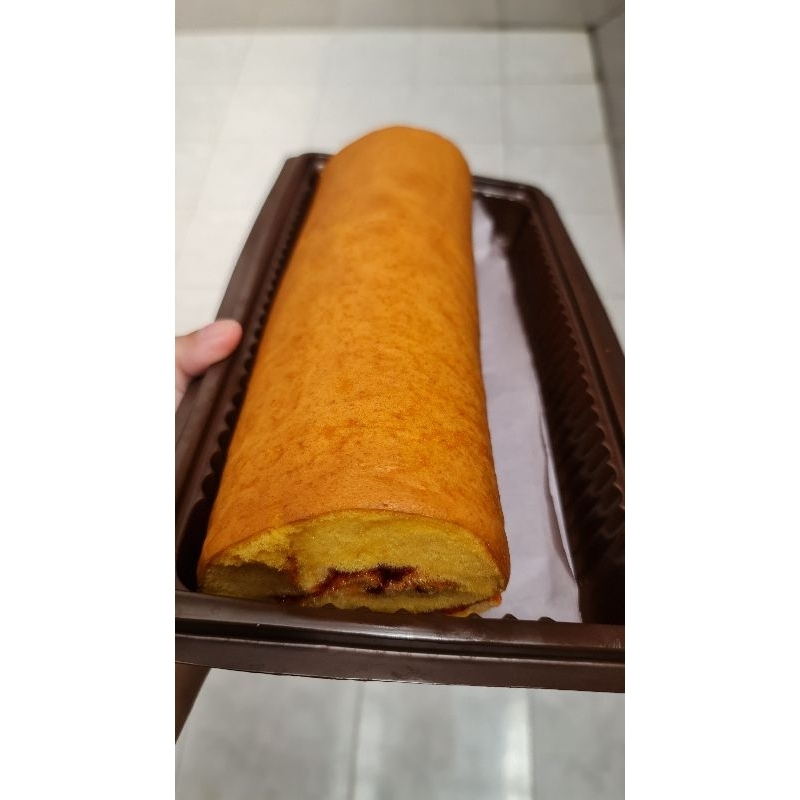 

[PO 2 Hari] Roll Cake // Strawberry - Blueberry - Choco Crunchy // 28CM