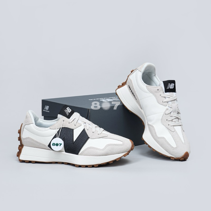 New Balance 327 Moonbeam Black Gum White