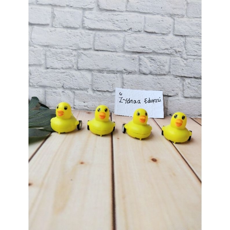 Mainan Bebek Lucu Bisa Jalan