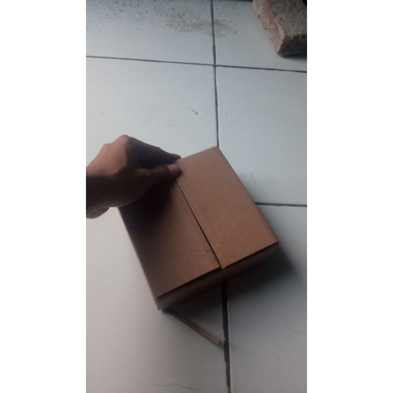 

Kardus packing ukuran 15×15×5cm