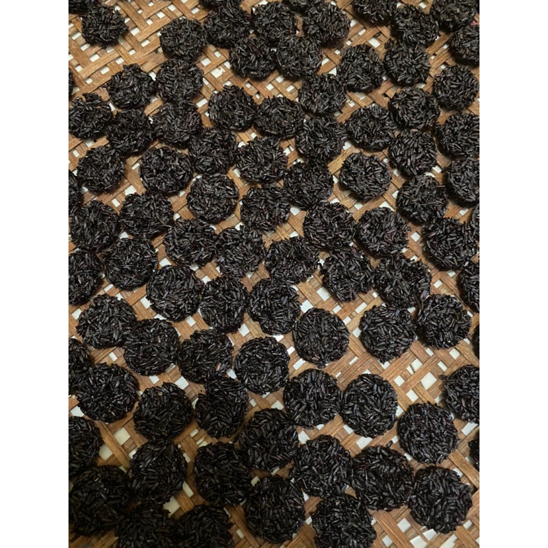 

RENGGINANG KETAN HITAM | RENGGINANG MINI