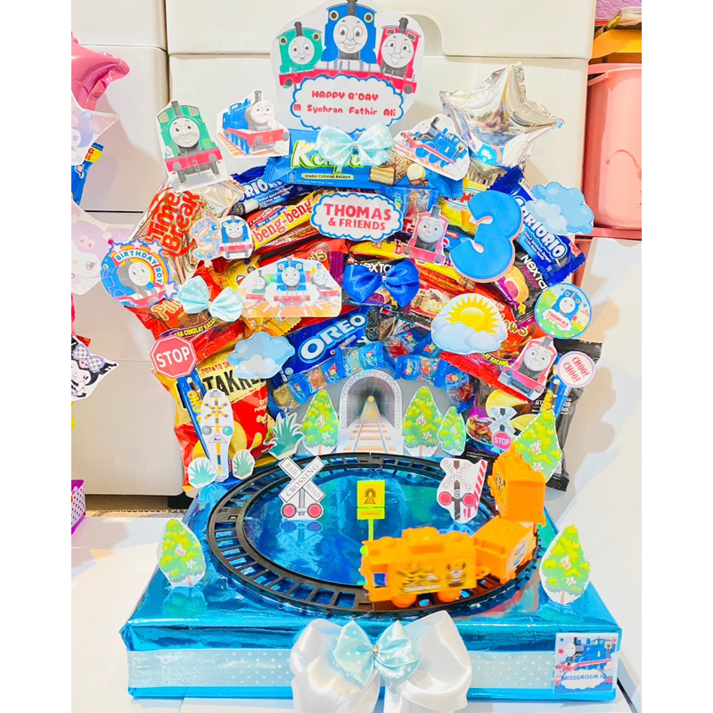 Mading snack Wall snackkk Kereta api bisa jalan kado kue jajan ulang tahun parcel hampers unik bagus
