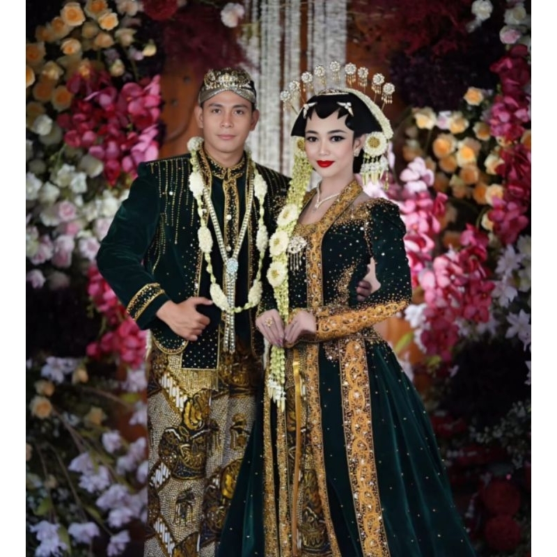Edit Foto Karikatur Wedding