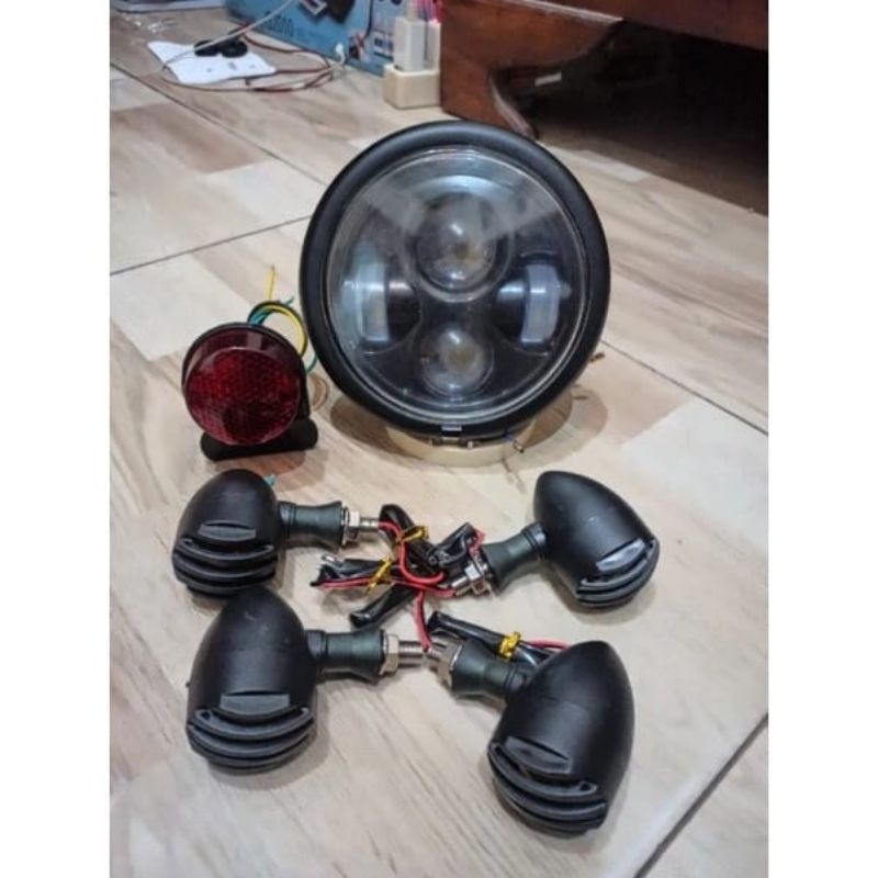 Paket lampu depan headlamp LED motor led set sen gril ddn stopan belakang japstyle gl tiger megapro 