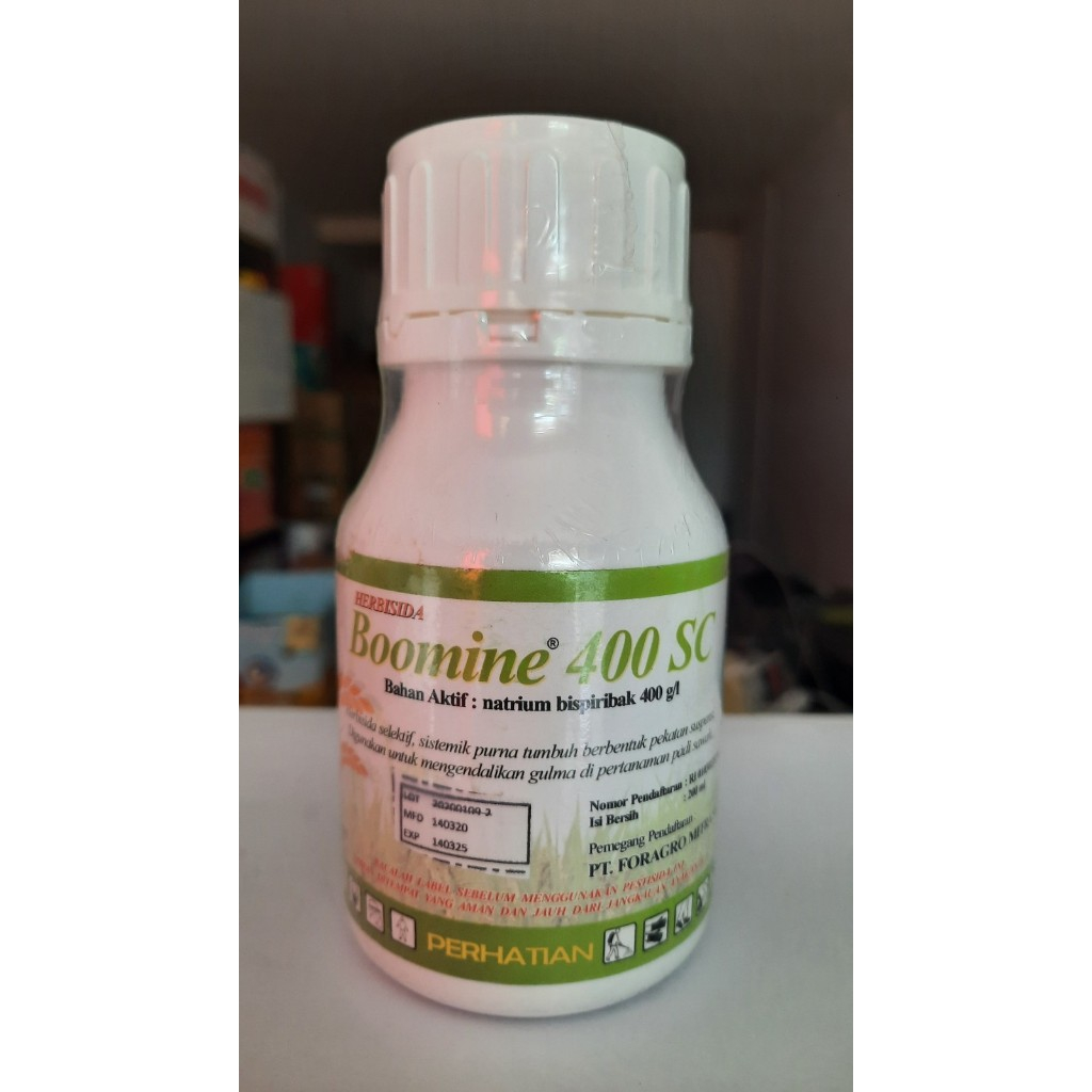Herbisida Boomine 400sc Pembasmi Rumput dan Gulma Pada Tanaman Padi