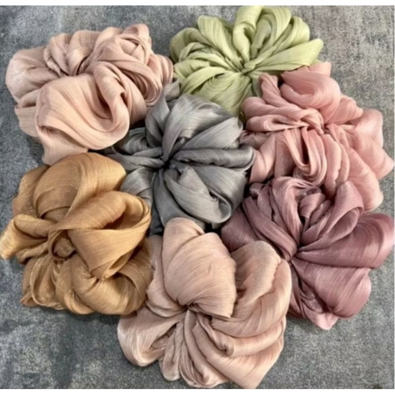 IKAT RAMBUT SRUNCHIE SHIMER