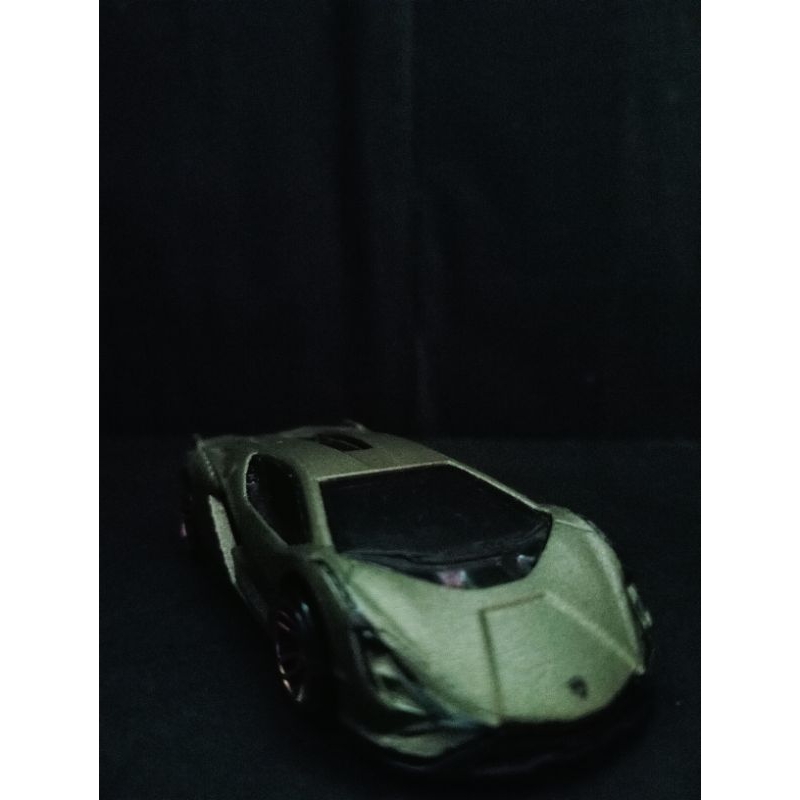 hotweels Lamborghini Sian green