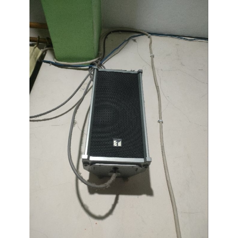 Speaker Toa Colums Zs 102C