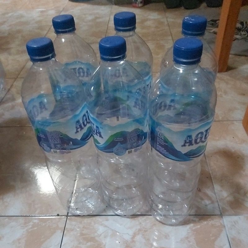 

Aqua Botol BEKAS