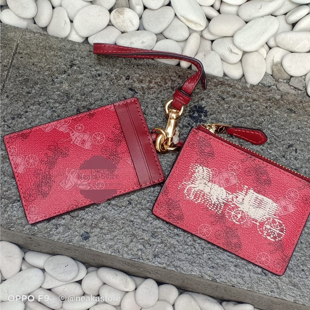

Lanyard ID set C o a c h F84637 red cherry