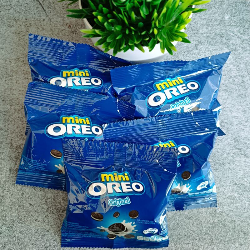 

MINI OREO BISKUIT ORIGINAL DI JUAL PER BOX ISI 10 PCS