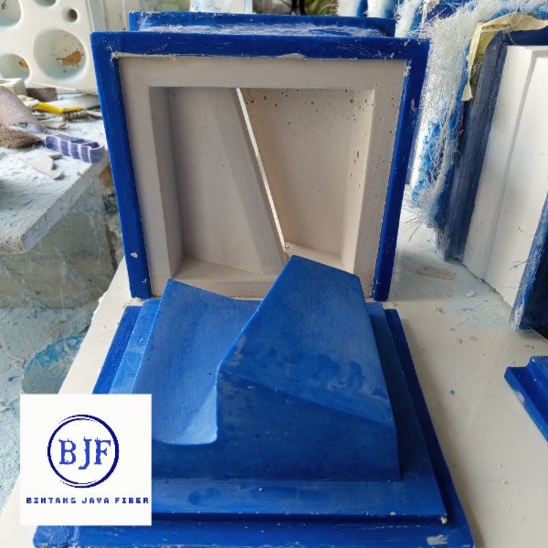 Cetakan Roster Fiber 20×20 motif jalusi diagonal