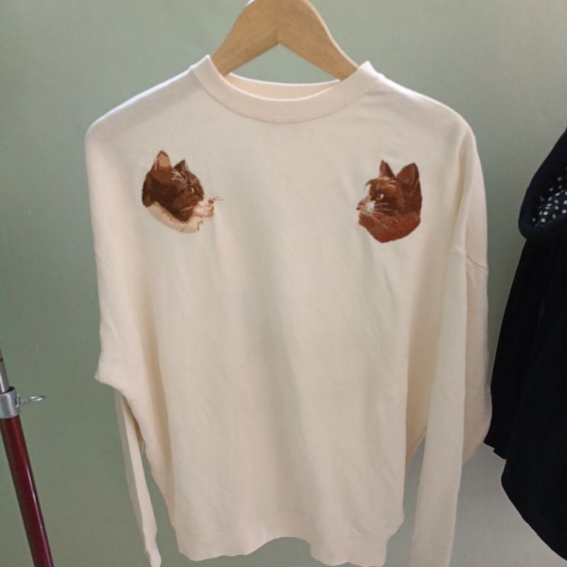 sweater Japan  e hyphen  world gallery crewneck preloved